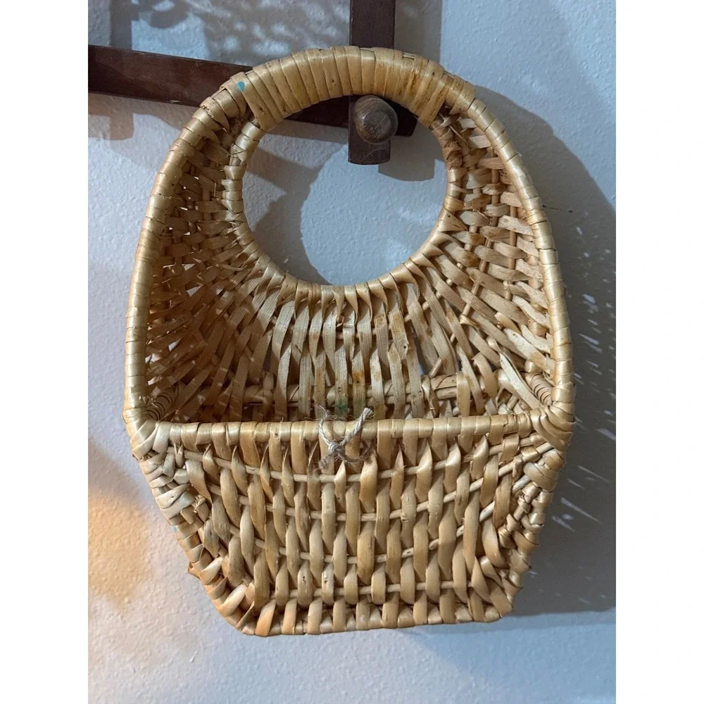 Handwoven Wicker Basket‎ 11
